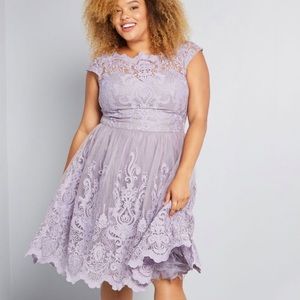 Gorgeous BNWT Lavender Lace Semi Formal Plus Dress